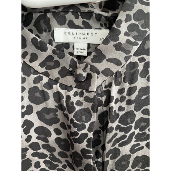 Equipment "Boleyn" Grey Leopard Silk Blouse, size Small. - Picture 4 of 10